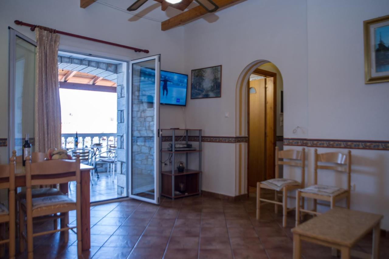 Amalia Apartments Stoupa Exterior photo